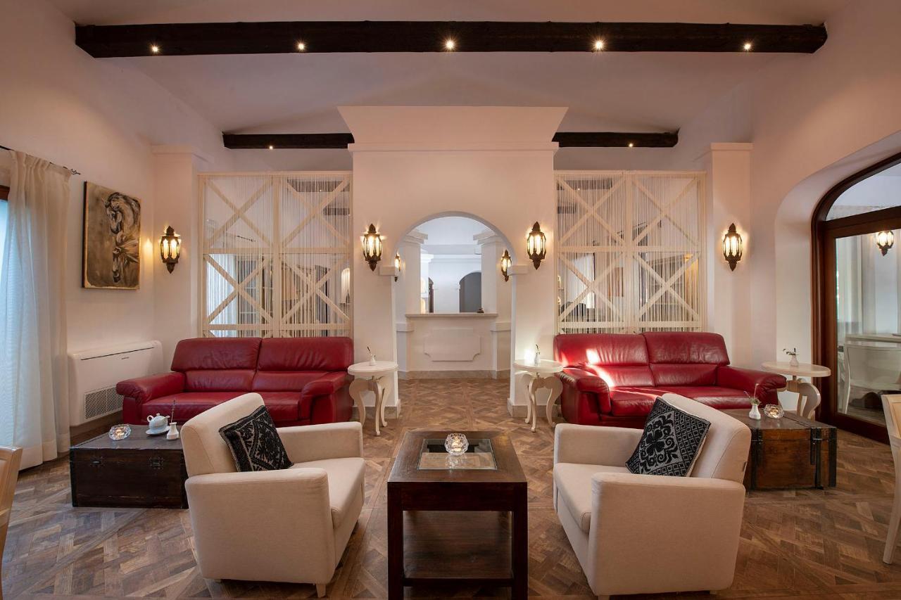 Villa Cavalieri Country Hotel Pula Zewnętrze zdjęcie